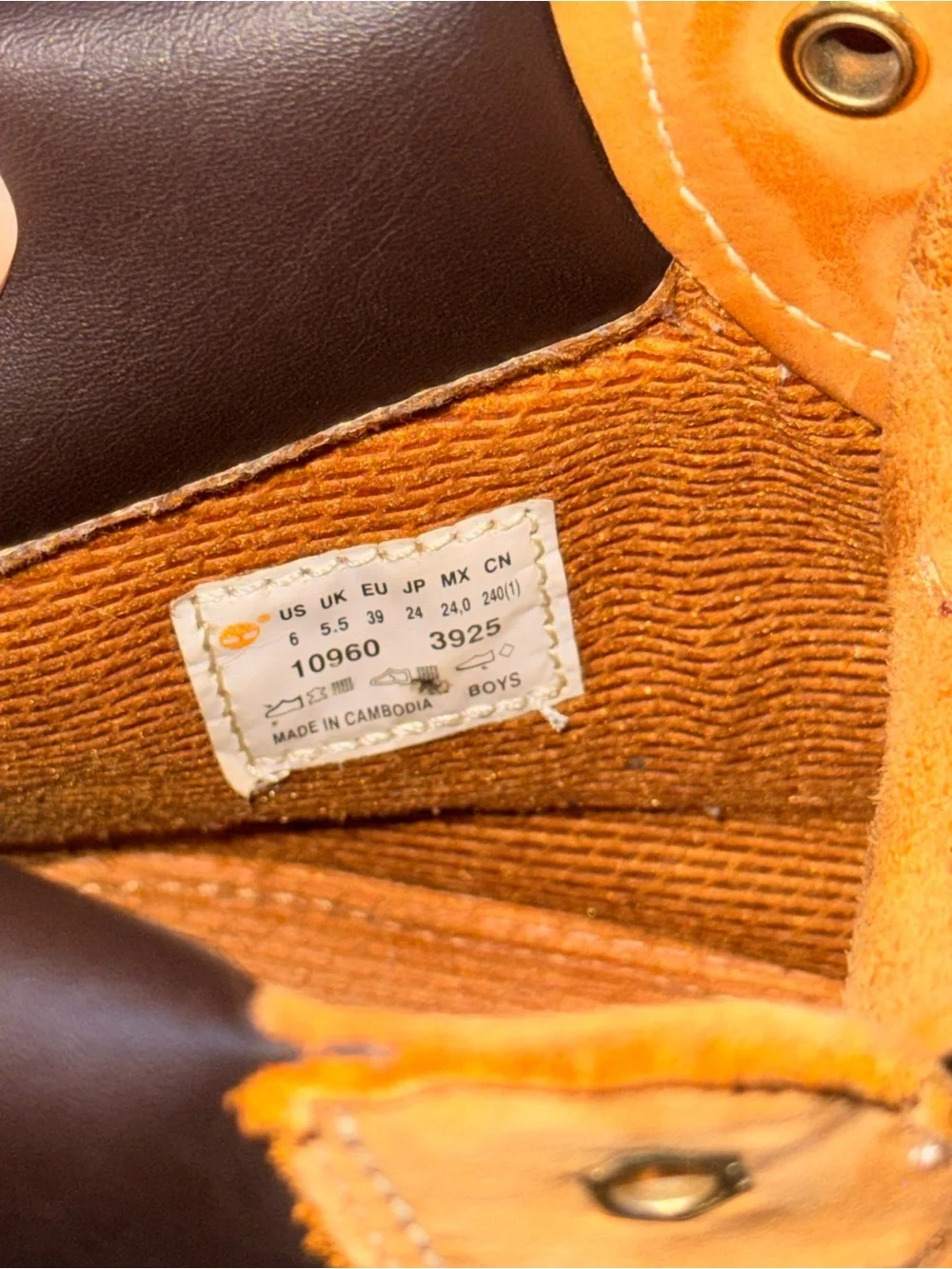 Timberland Kids Wheat Nubuck Lace-Up Boots - Tan & Black